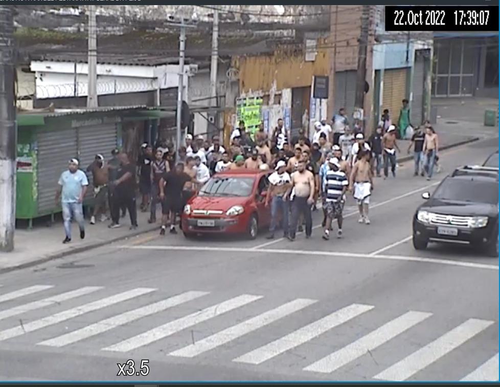 Câmeras de monitoramento em Santos ajudam a apreender bombas para eventual confronto de torcidas