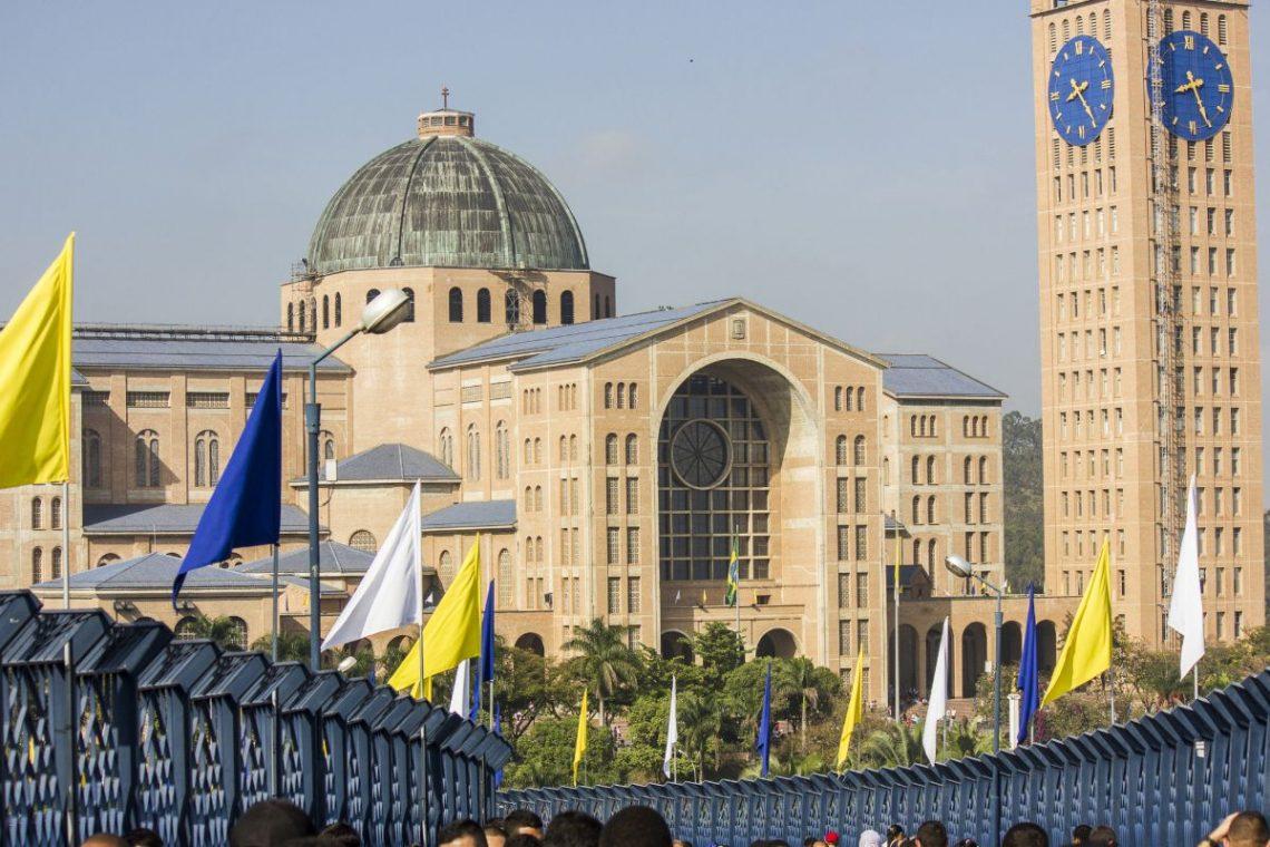 Mais de 870 mil veículos devem deixar a capital paulista pela malha rodoviária no feriado de N. Senhora Aparecida