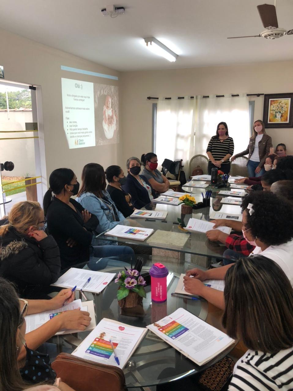 Guarujá realiza Encontro da Rede Cinco Básicos