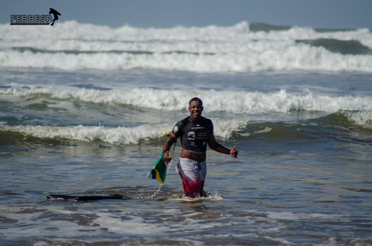 Praia do Tombo recebe 2ª etapa do Circuito  Paulista de Bodyboarding no domingo (13)