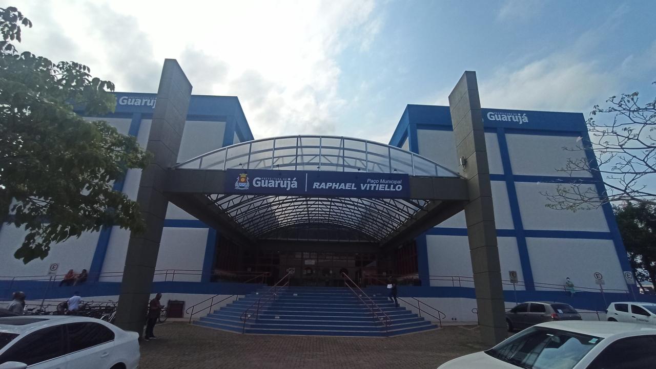 Guarujá prossegue com  entrega de cartões remanescentes