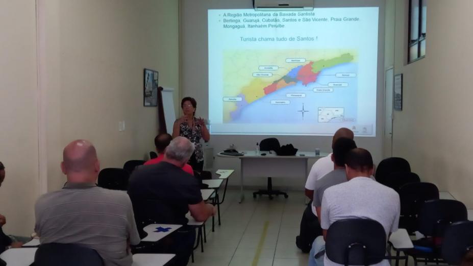 Curso para motorista profissional em Santos aborda o potencial turístico da Cidade