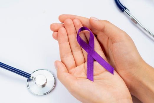 Janeiro Roxo: médica de UPA em Santos orienta sobre hanseníase