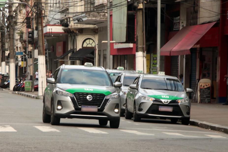 CET-Santos abre vagas para nova turma de curso de aperfeiçoamento profissional de motoristas