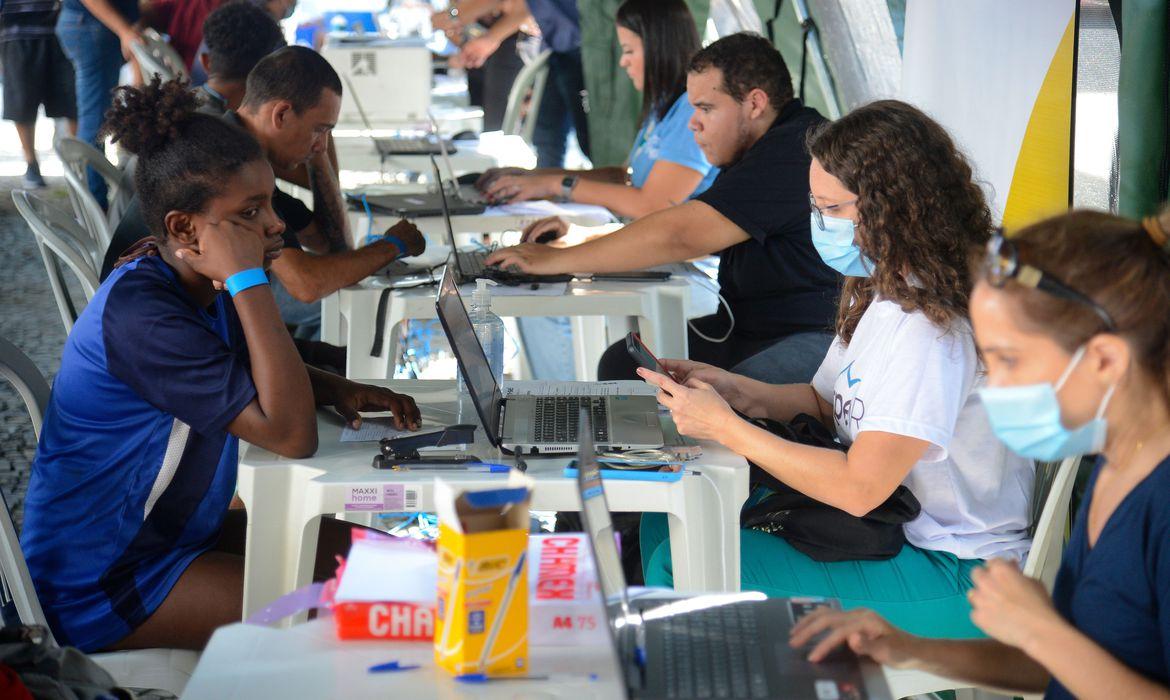 CNJ contabiliza 100 mil atendimentos na Semana de Registro Civi