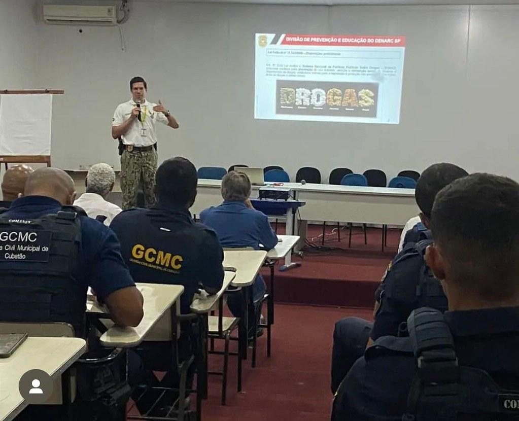 GCMs de Guarujá participam de Curso de Multiplicadores na Prevenção ao Uso de Drogas