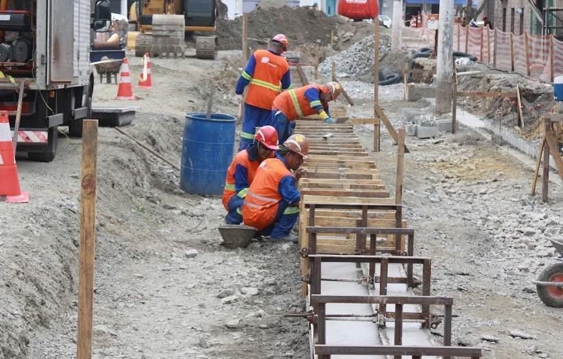Obras do VLT avançam no Centro de Santos e trânsito terá mudanças a partir de segunda (15)