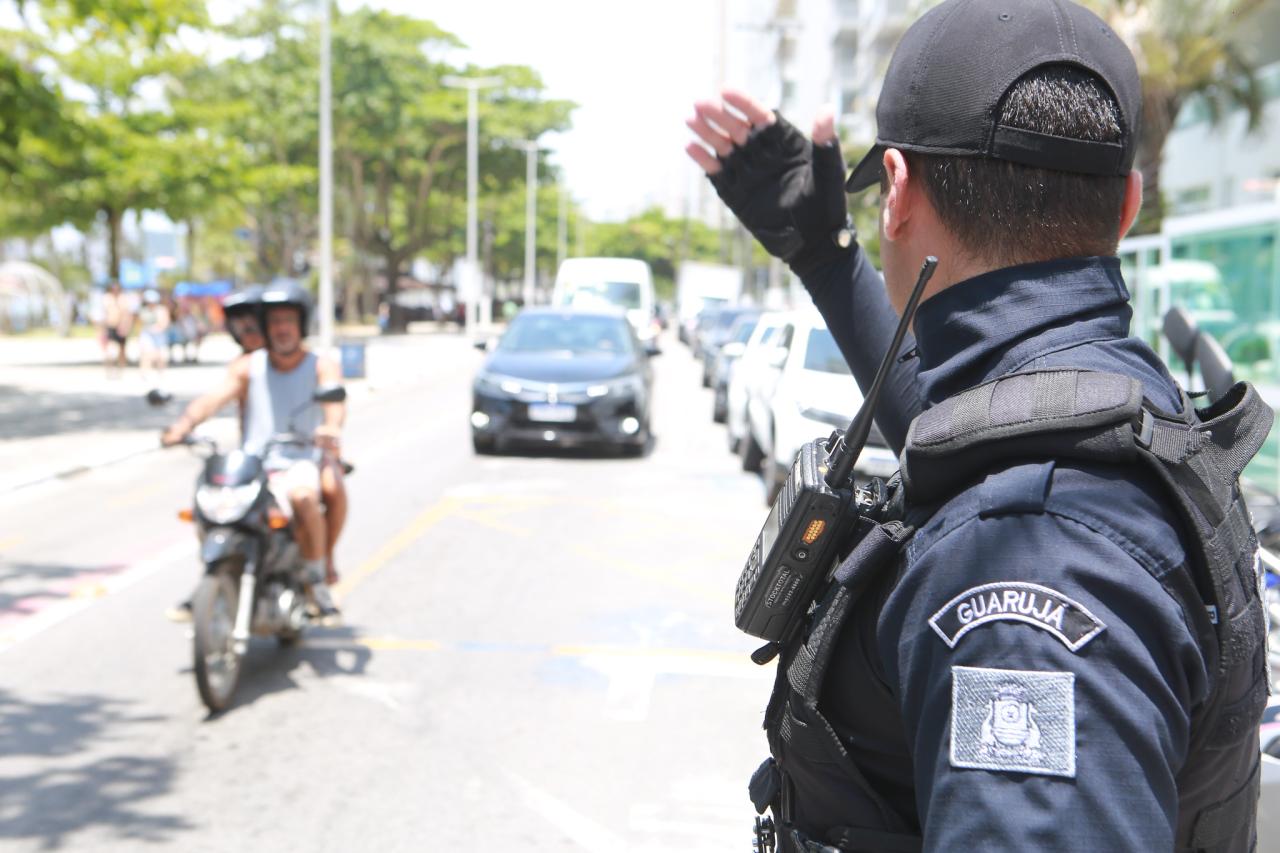 Prefeitura de Guarujá realiza a programação de conscientização da campanha Maio Amarelo.