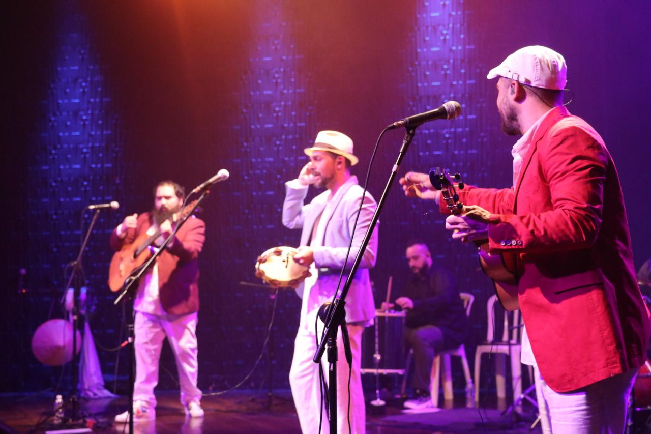 Projeto cultural aborda história do samba  com oficinas e apresentação musical