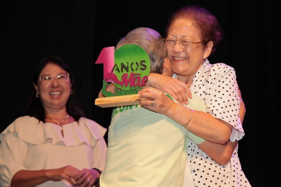 Trabalhadores da Saúde são homenageados nos 10 anos do Mãe Santista
