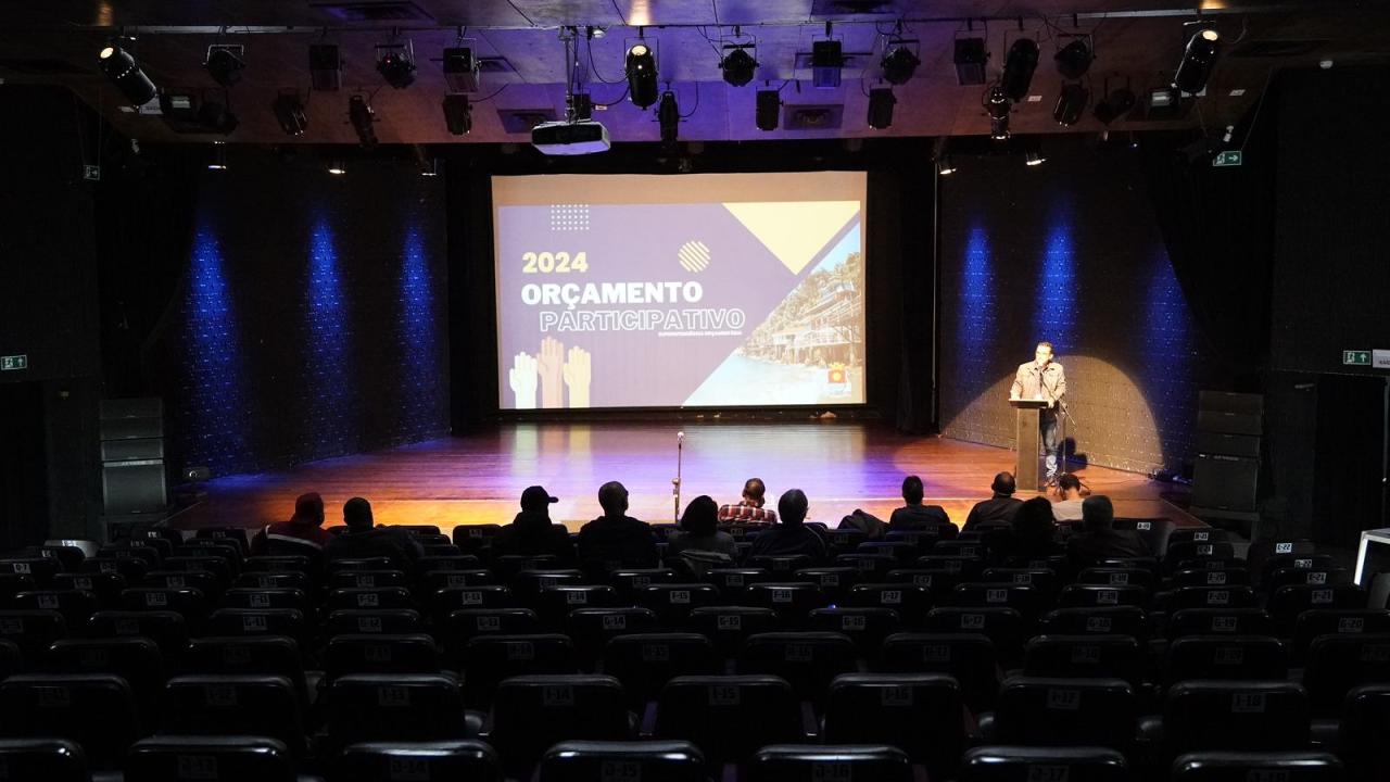 Em Guarujá, população participa de audiência pública para discutir Orçamento Participativo