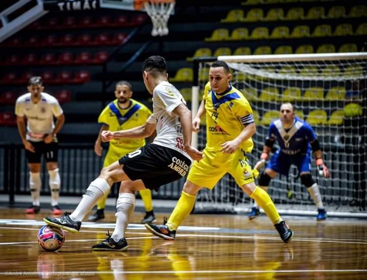 Guarujá enfrenta Pinda pelo Campeonato Paulista de FutsalSub-20 nesta sexta-feira (2)