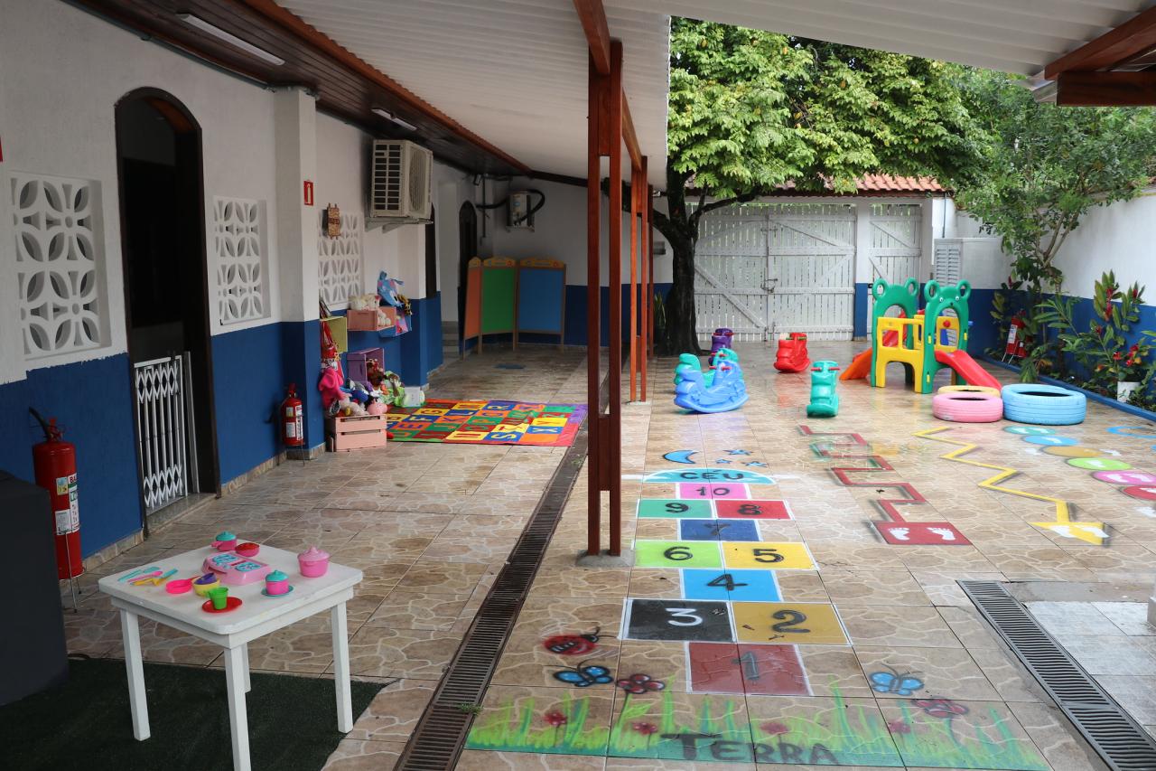 Município cria mais de 200 vagas em  creches e entrega três novas unidades