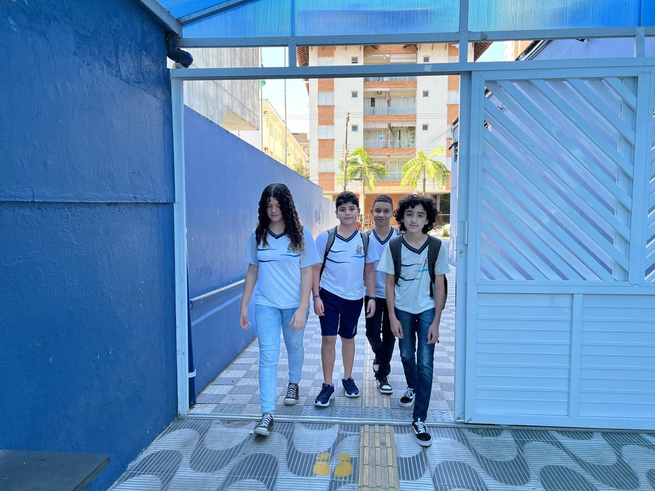 Guarujá volta às aulas com acolhimento e plano de metas