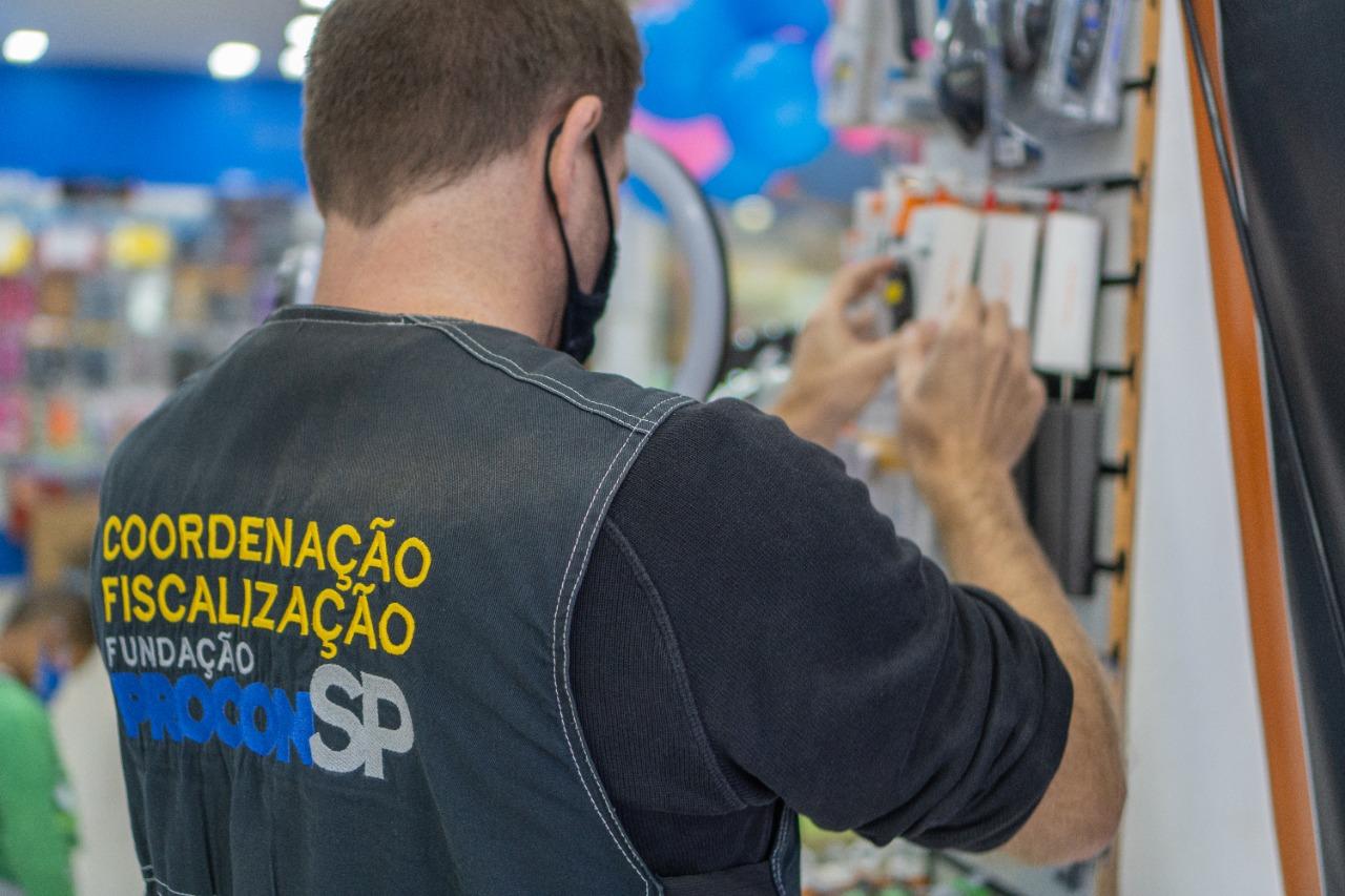Loja de cosméticos é autuada pelo Procon-SP em Bertioga