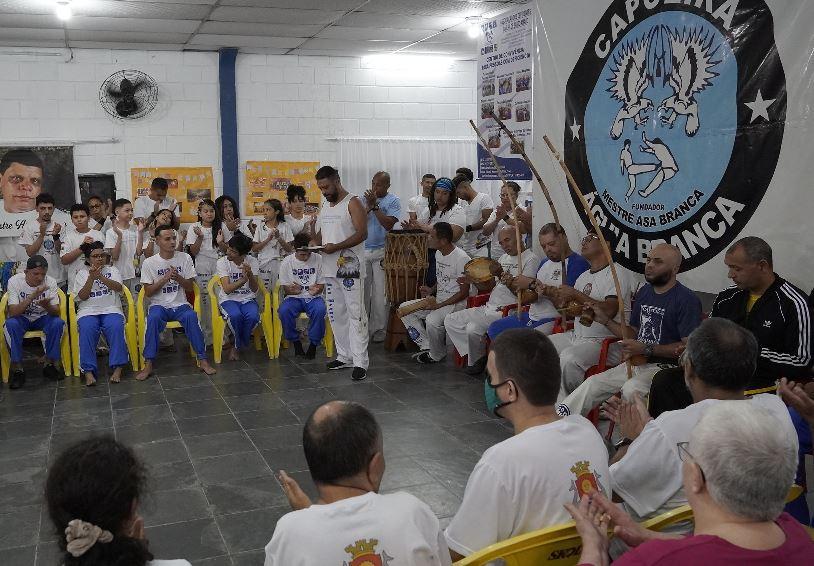 Capoeira Inclusiva gradua 36  Pessoas com Deficiência em Guarujá