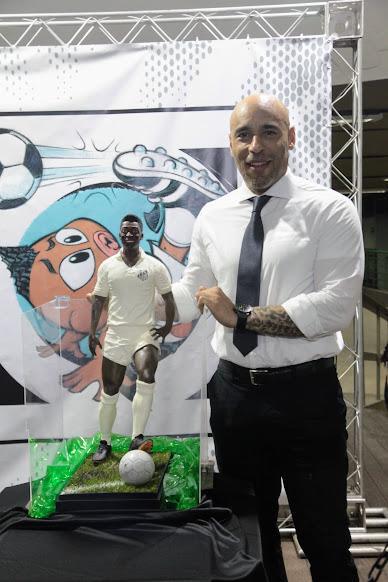 Convenção de quadrinhos presta homenagem ao Rei Pelé; evento termina neste domingo