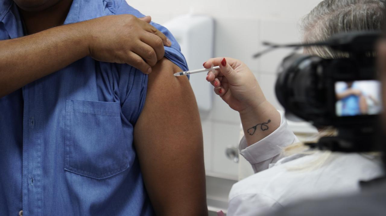 Com mais de 7 mil doses aplicadas, Guarujá prorroga campanha multivacinação até dezembro