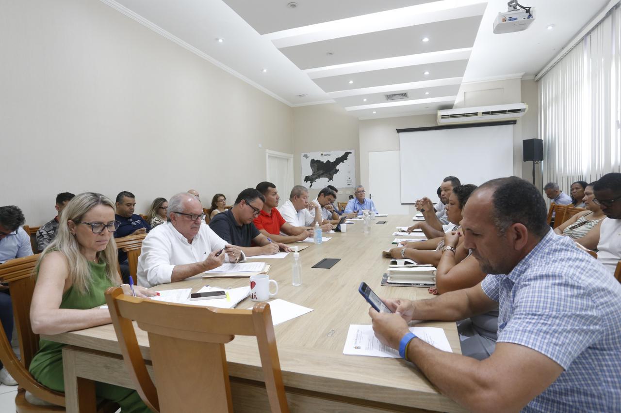 Prefeitura  de Guarujá recebe associações de bairros  para diálogo e definição de prioridades