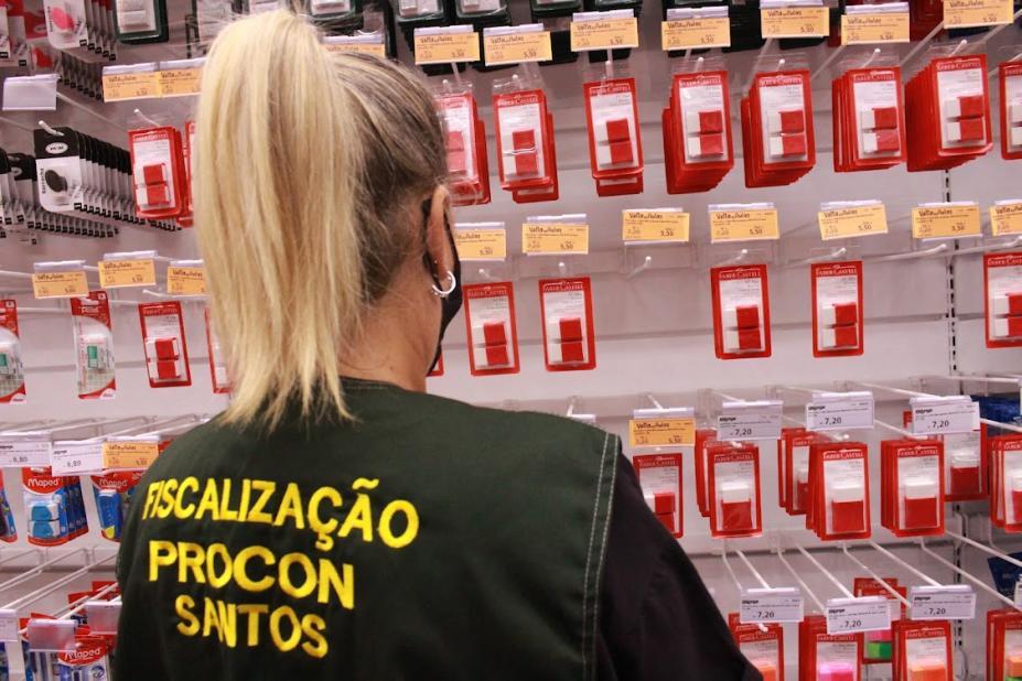Procon-Santos orienta consumidores na semana da ‘Black Friday’