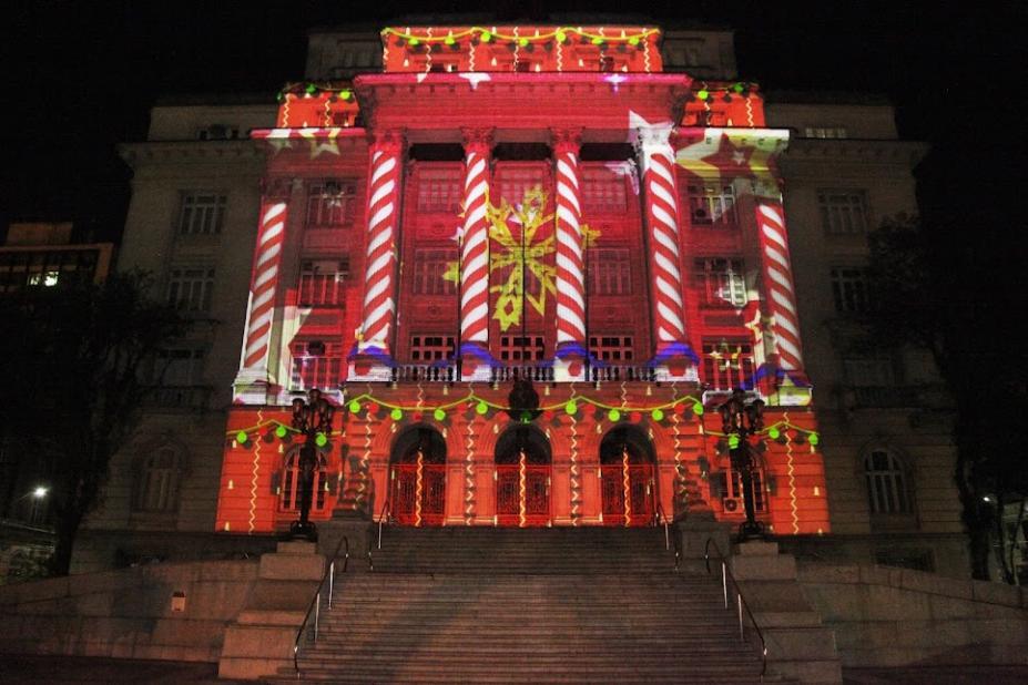 Projeção mapeada do Natal Criativo em Santos promete emocionar com imagens em alta resolução