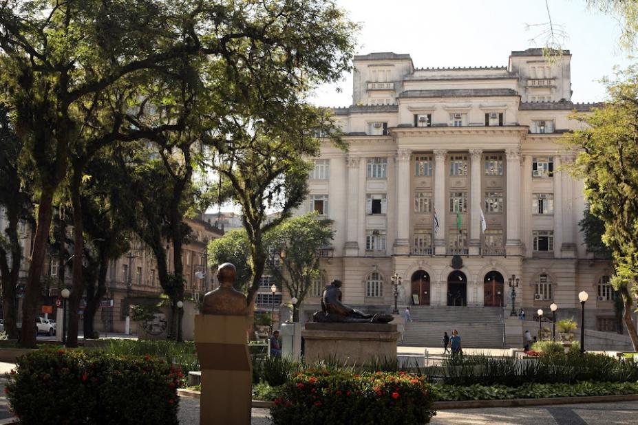 Santos abre Refis com descontos de até 70% para dívidas com o Município