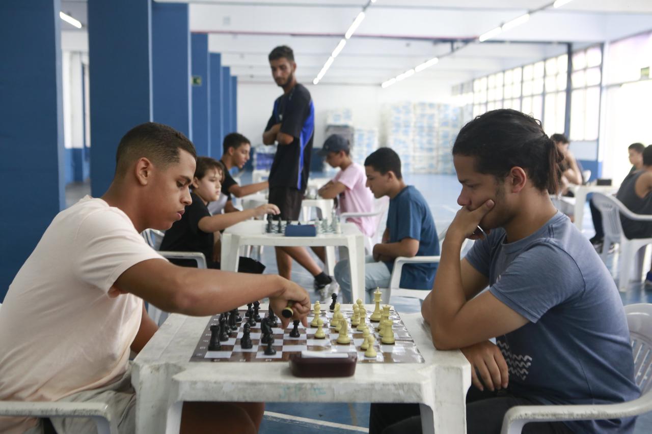 Atletas de Guarujá conquistam três  medalhas no Festival Escola de Xadrez