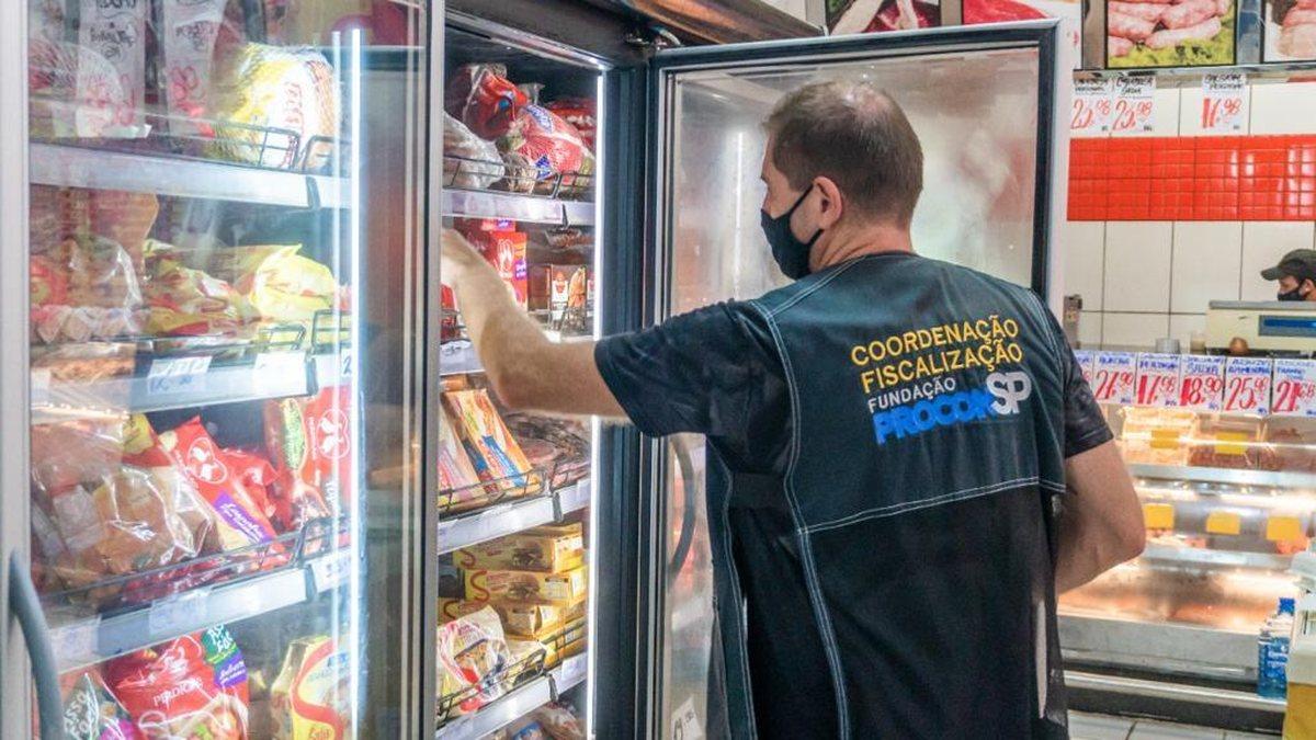 Procon de Bertioga oferece dicas na hora da compra para a Ceia de Natal
