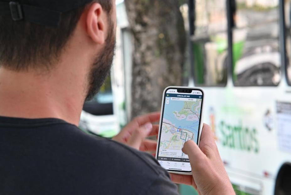 Com crescimento de 23%, aplicativo dos ônibus de Santos registra 47 milhões de acessos