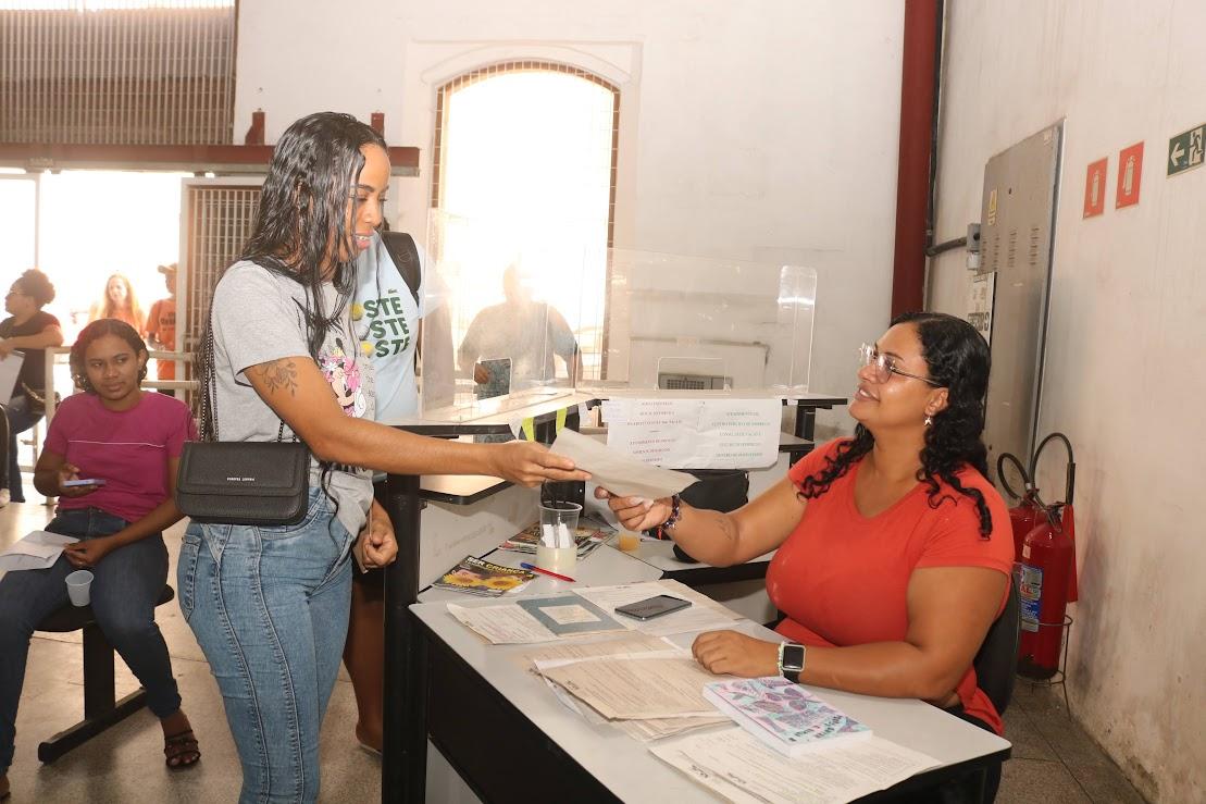 Mutirão do Emprego só para mulheres realiza 275 entrevistas de trabalho em Santos