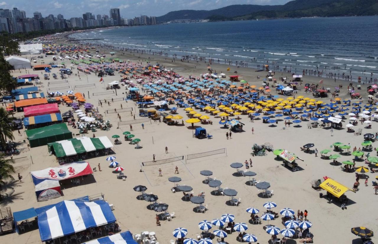 Temporada de verão atrai 3,3 milhões de turistas a Santos