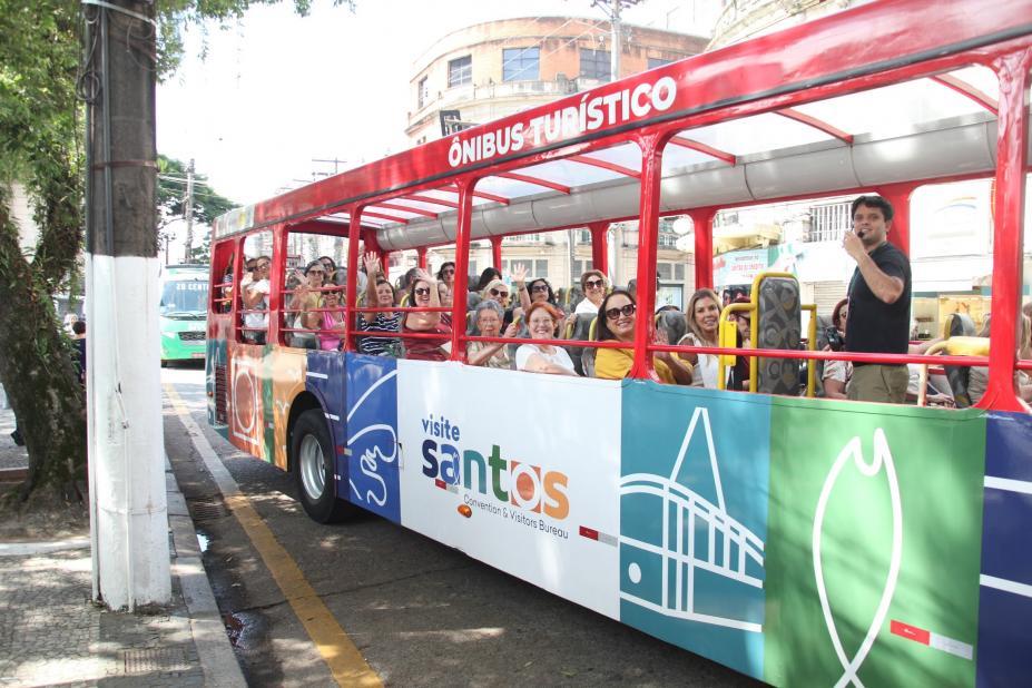 Feriadão deve atrair até 378 mil turistas para Santos