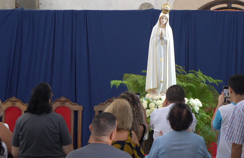 Dia de Nossa Senhora de Fátima é celebrado nesta terça-feira (13) em Guarujá