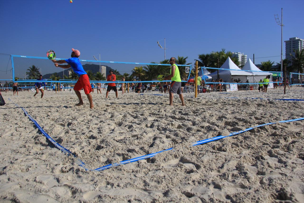 Guarujá recebe primeira etapa do Circuito Paulista de Beach Tennis