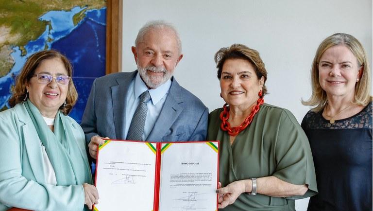 Márcia Lopes é empossada como ministra das Mulheres