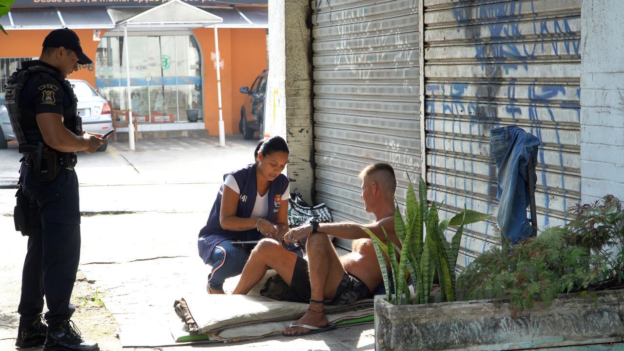 Guarujá cria Comitê para proteger os direitos das pessoas em situação de rua