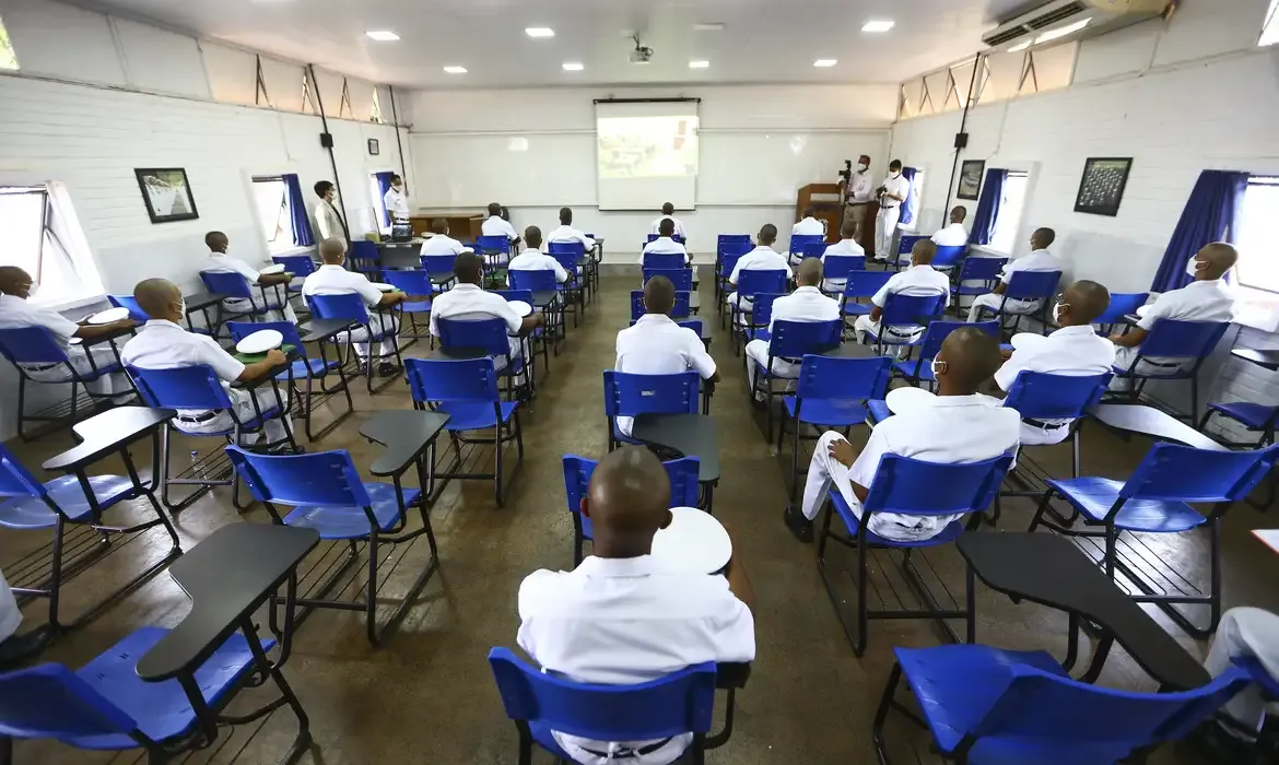 Prazo para alistamento militar termina nesta segunda-feira