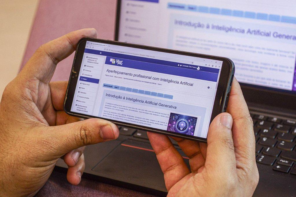 Centro Paula Souza lança curso livre online gratuito sobre inteligência artificial