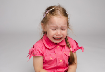 Como lidar com a birra infantil com empatia e firmeza?