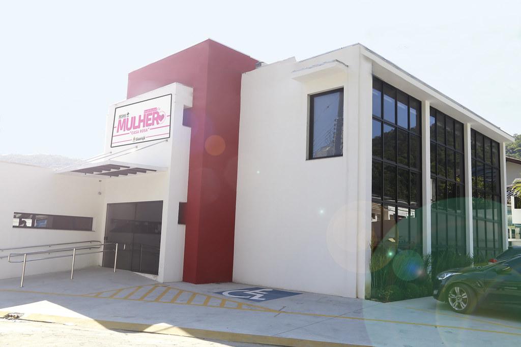 NESTE SÁBADO, A CASA ROSA É O PALCO DE CUIDADO E PREVENÇÃO: PARTICIPE DO MUTIRÃO DE SAÚDE DA MULHER