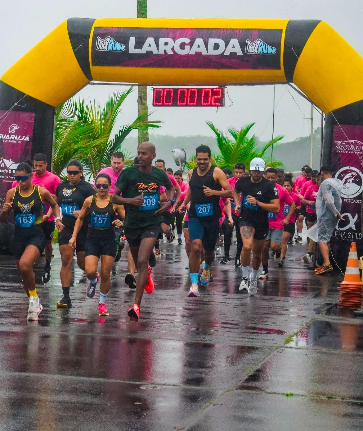 2ª edição do Treinão do Dia dos Pais promete reunir 180 atletas na Praia da Enseada