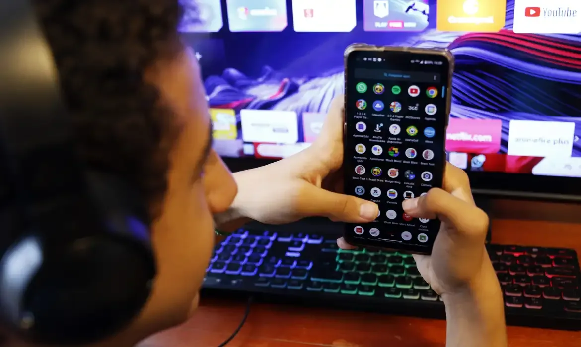 Especialistas alertam que crianças não podem ser 