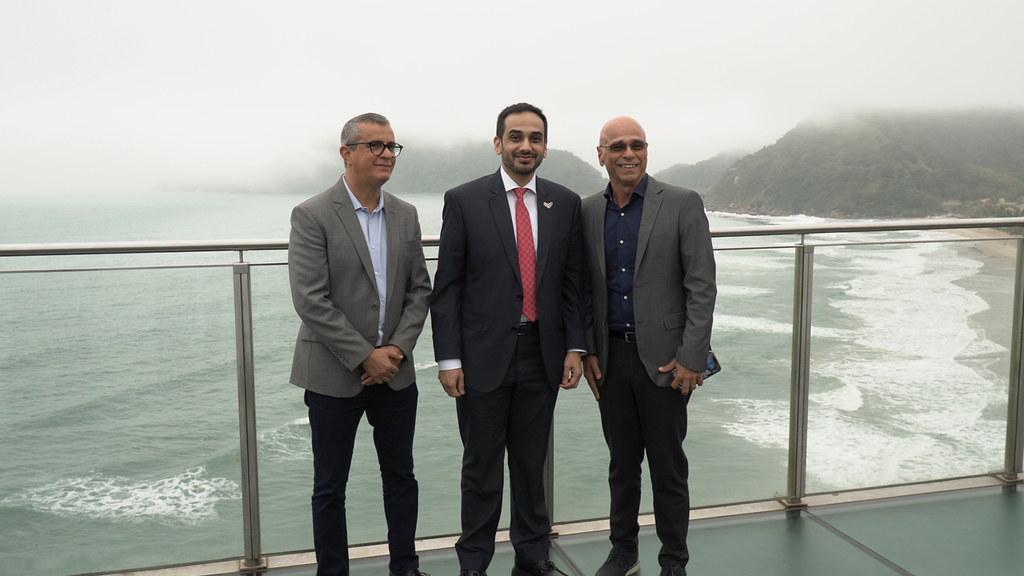 Guarujá recebe cônsul-geral dos Emirados Árabes Unidos em São Paulo