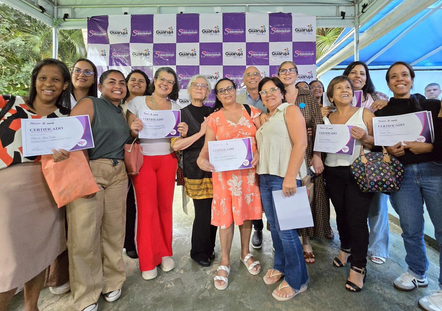 Fundo Social certifica 128 alunos em cursos de capacitação e empreendedorismo