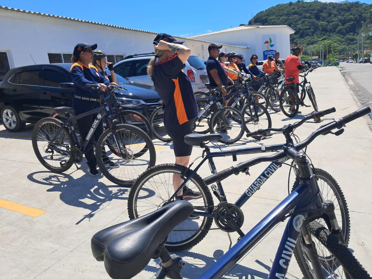 Profissionais do SAMU de Guarujá realizarão atendimento nas praias com bicicletas