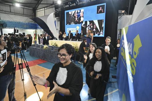 Cerimônia marca formatura de Jovens Aprendizes de Santos para o mercado de trabalho