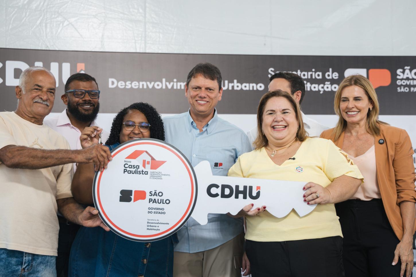 Entrega do Conjunto Habitacional ‘Cubatão K – Ilha Caraguatá’ ocorreu nesta sexta-feira (16)