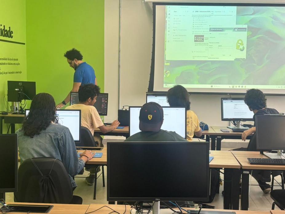 Jovens de Santos podem se inscrever em curso de desenvolvimento de games grátis